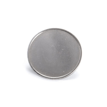Segė, Metalas