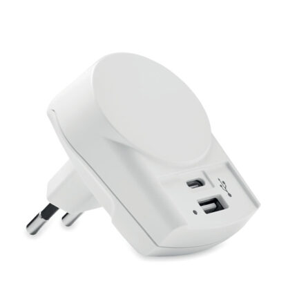 Euro USB Charger A/c skross Euro USB įkroviklis – skross Euro USB įkroviklis iš polikarbonato.