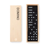 Domino domino rinkinys – domino rinkinys iš medienos.